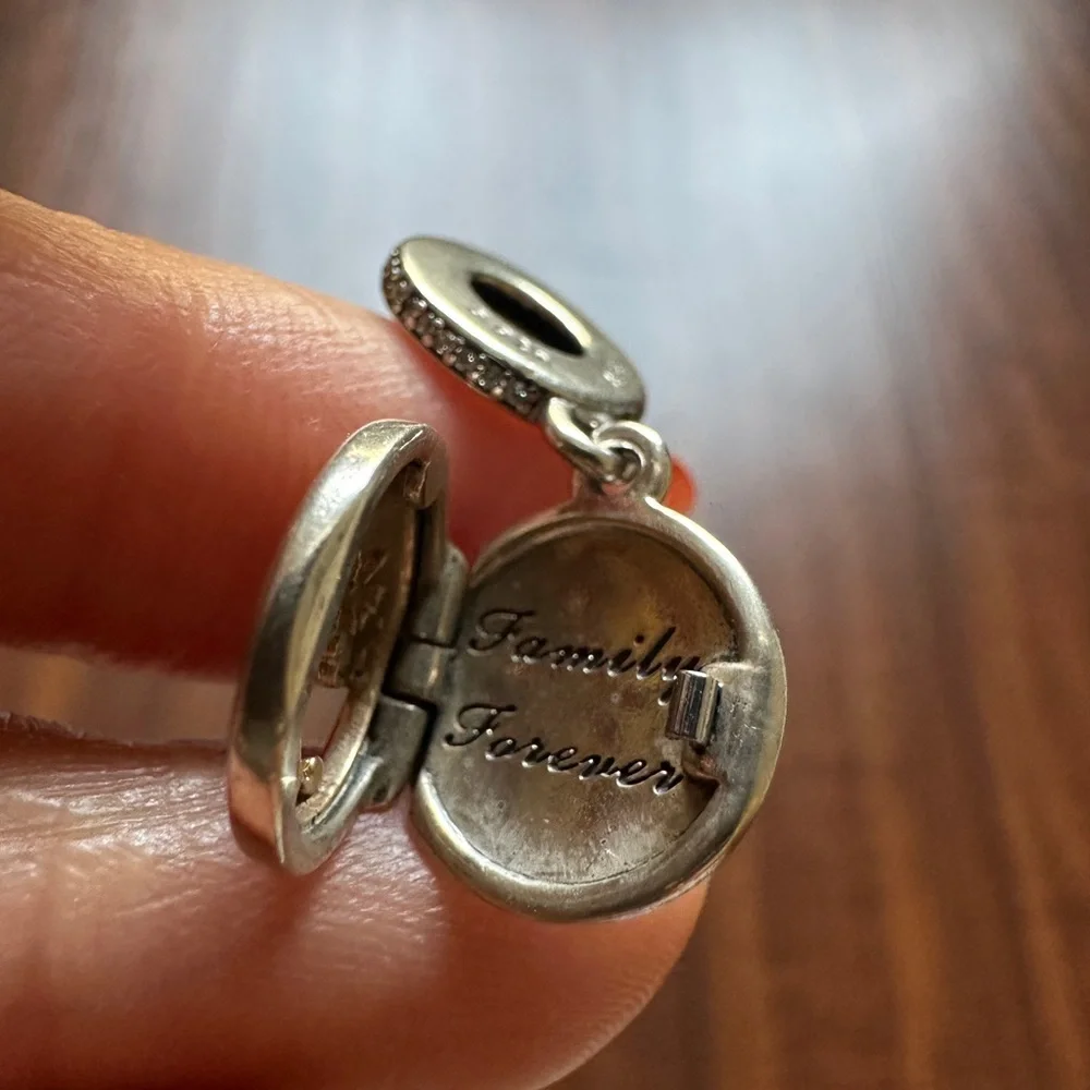 RETIRED Pandora Charm - Family Roots Dangle - Picture 5 of 10